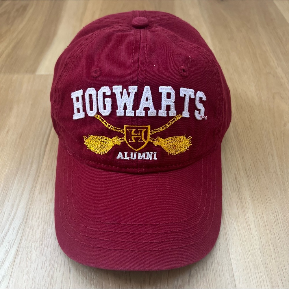 NWOT Unisex Harry Potter Hogwarts Alumni Baseball Cap Hat